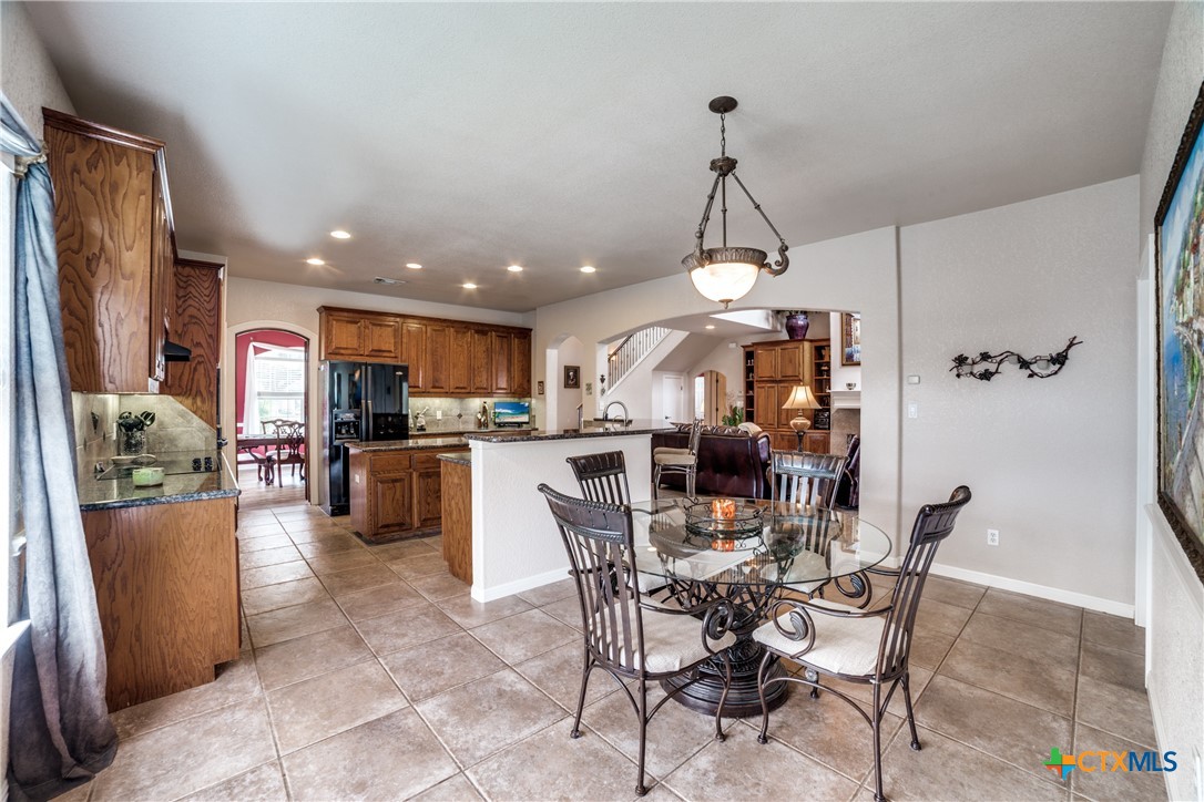 2827 Meadow Breeze