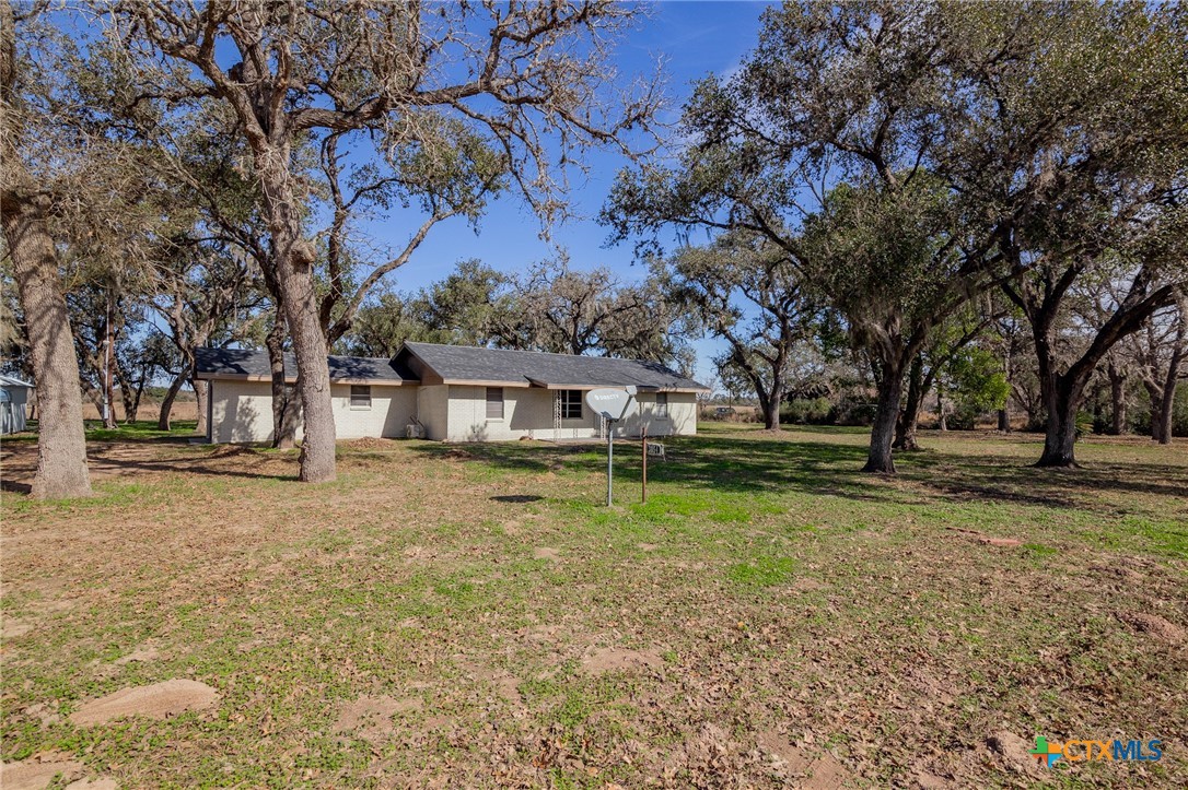 3854 Old Goliad Road