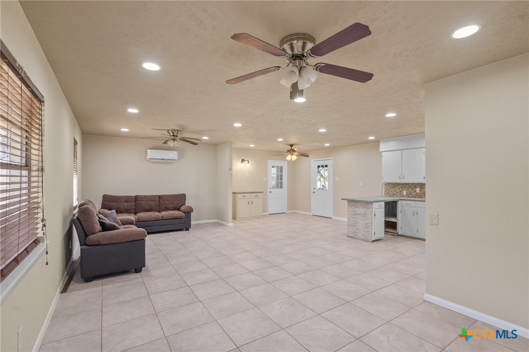 3854 Old Goliad Road