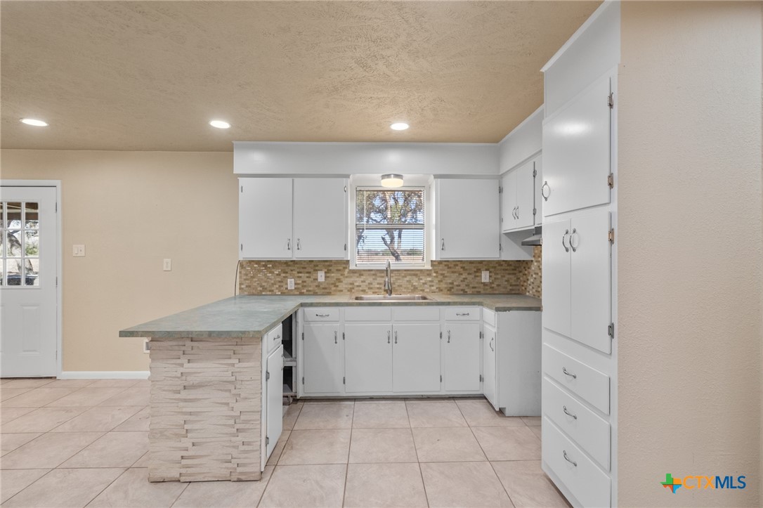 3854 Old Goliad Road