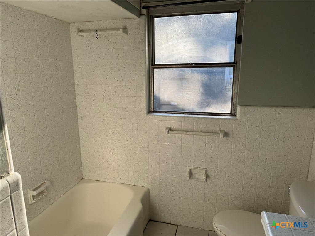 2505 Nightingale Street