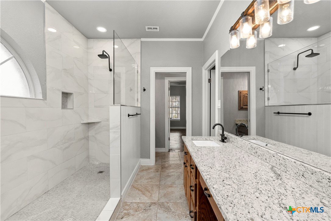 725 Willow Ridge Drive