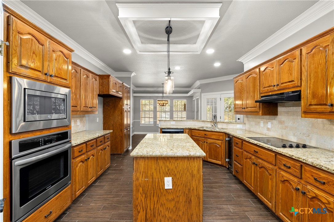 725 Willow Ridge Drive