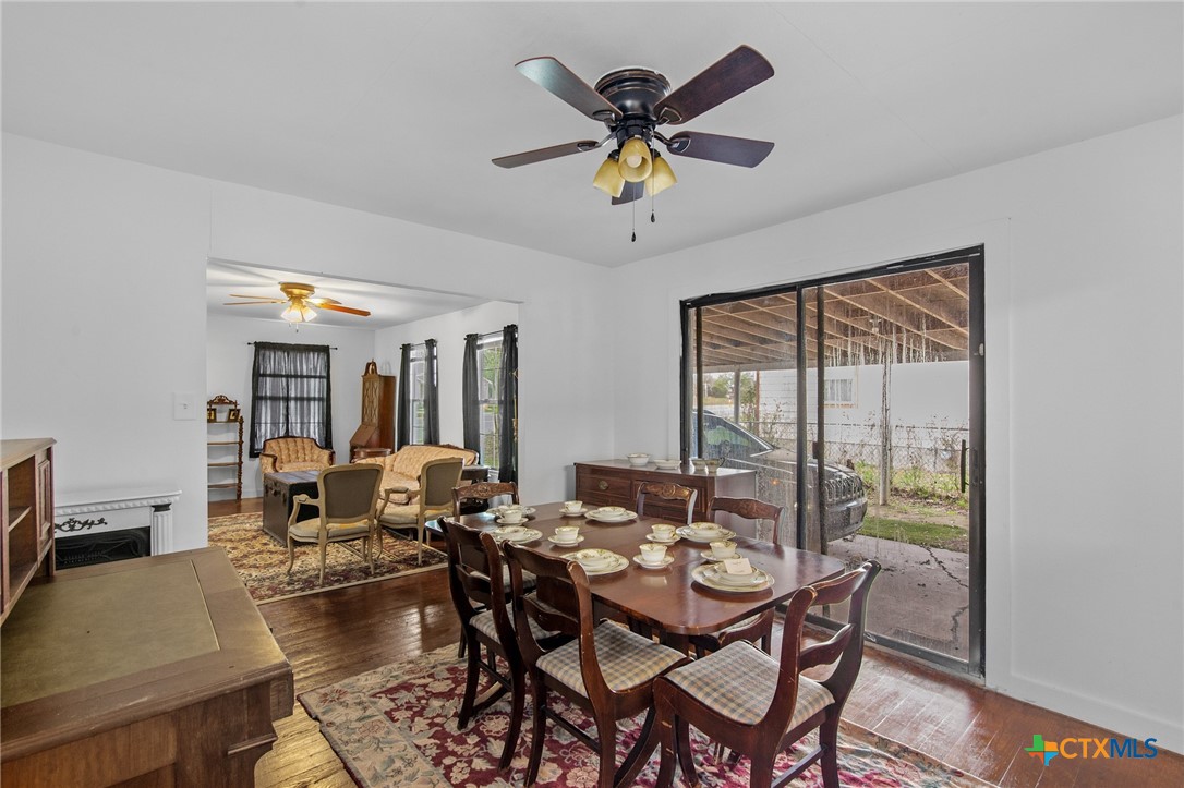 409 E Empresario Street