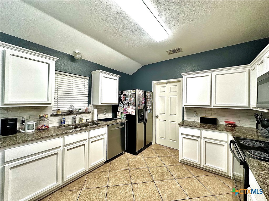 106 Palomino Lane