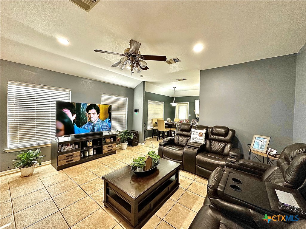 106 Palomino Lane