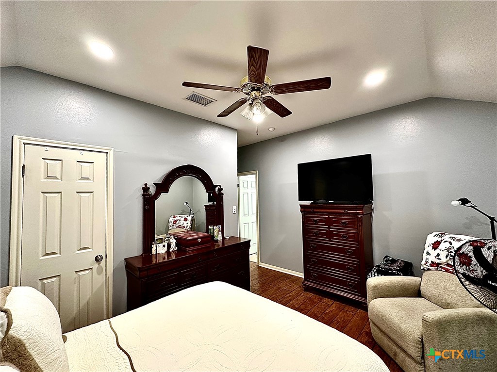 106 Palomino Lane