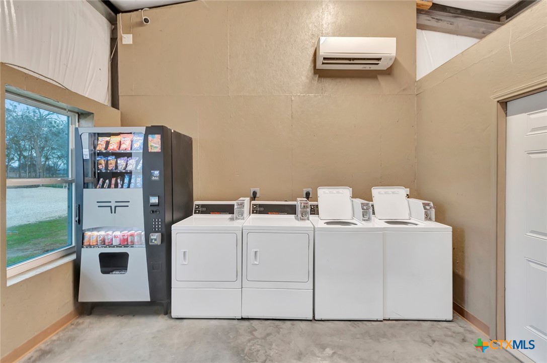 52 N Old Bloomington Road