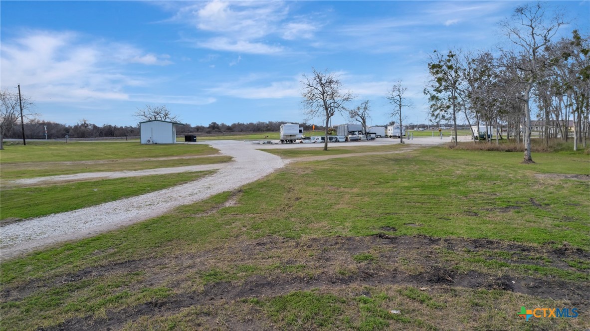 52 N Old Bloomington Road