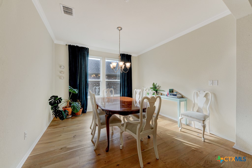 2730 Ridge Heights