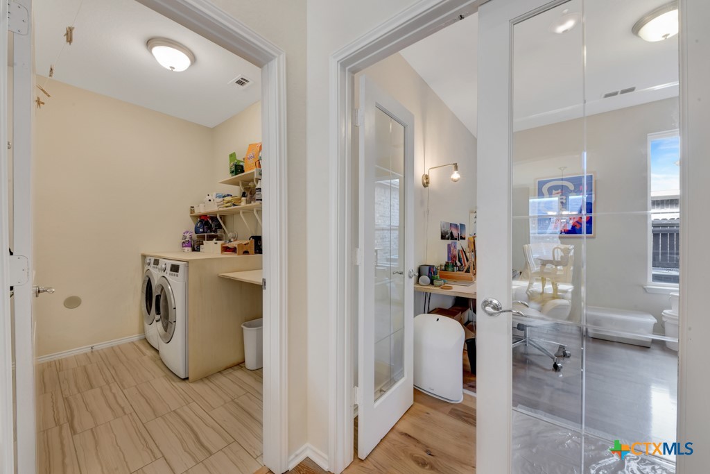 2730 Ridge Heights