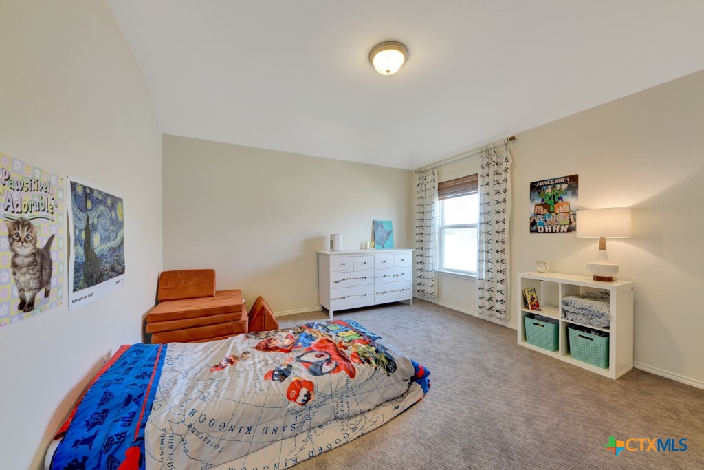 2730 Ridge Heights