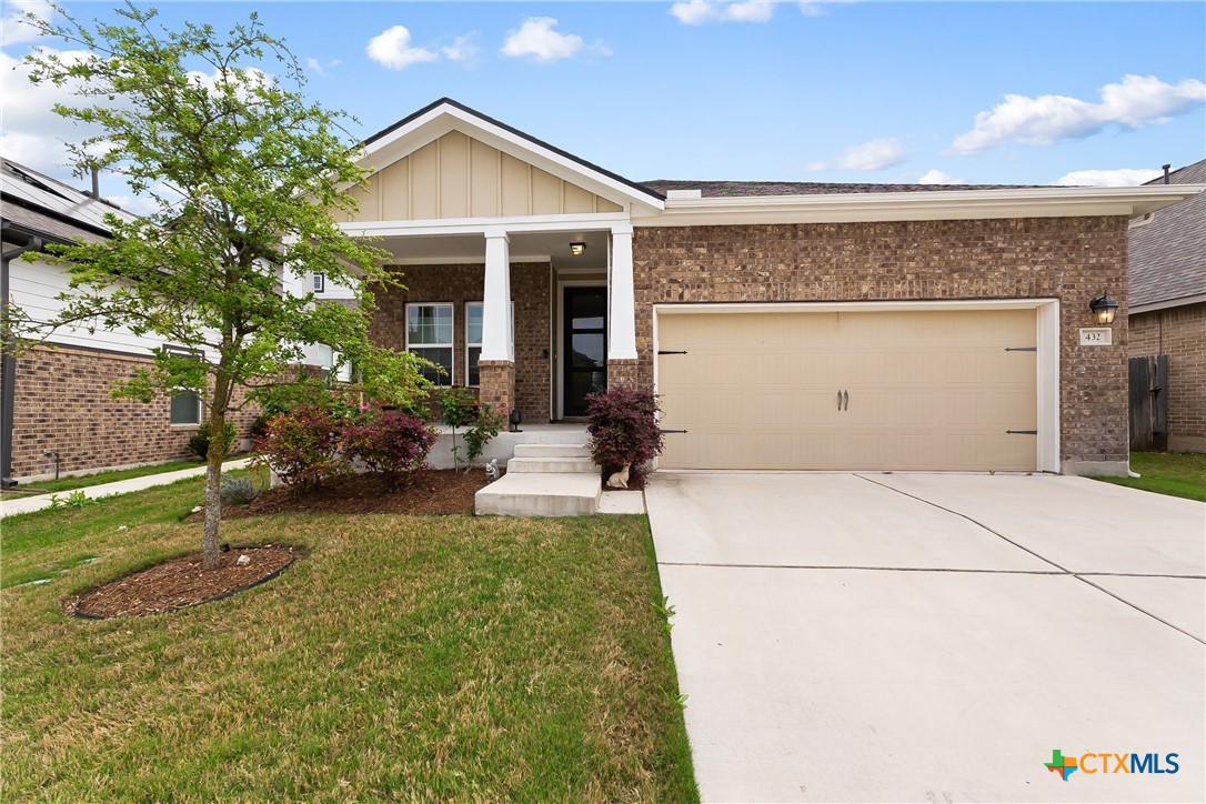 432 Lacey Oak Loop
