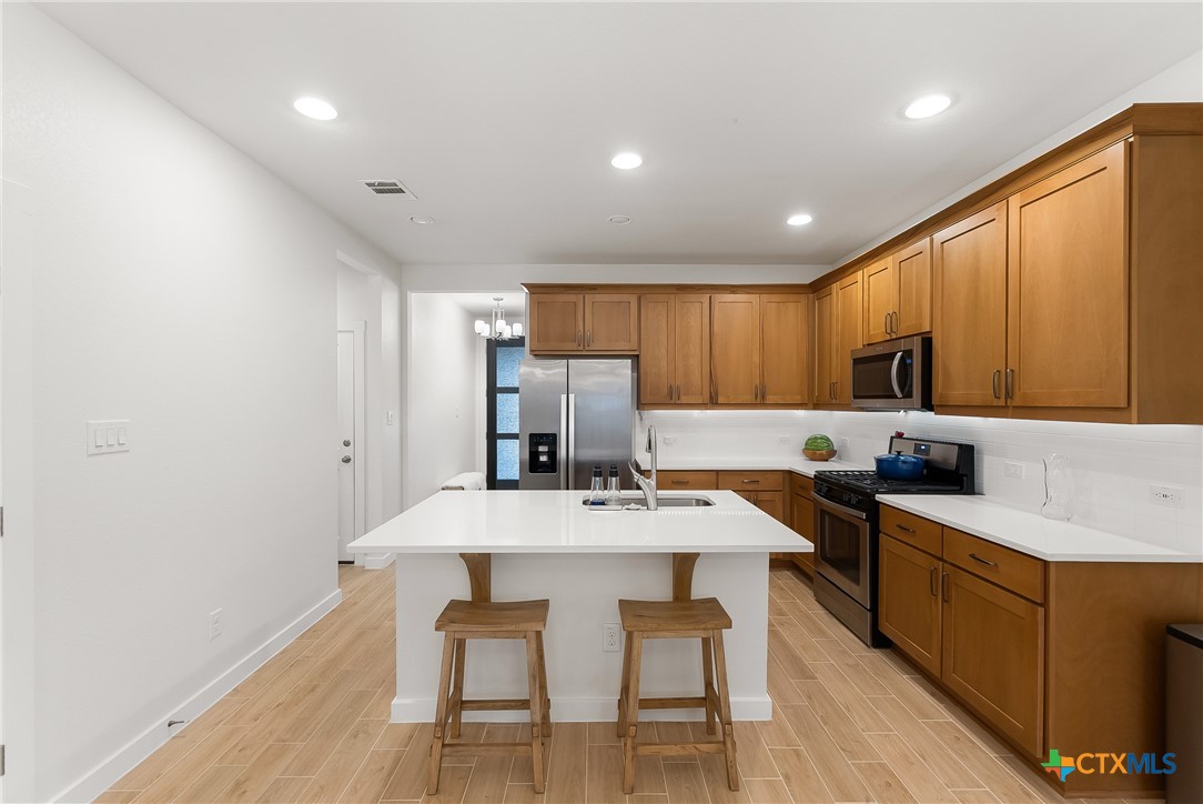 432 Lacey Oak Loop