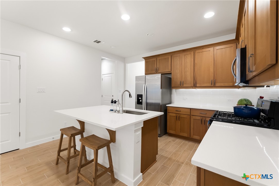 432 Lacey Oak Loop
