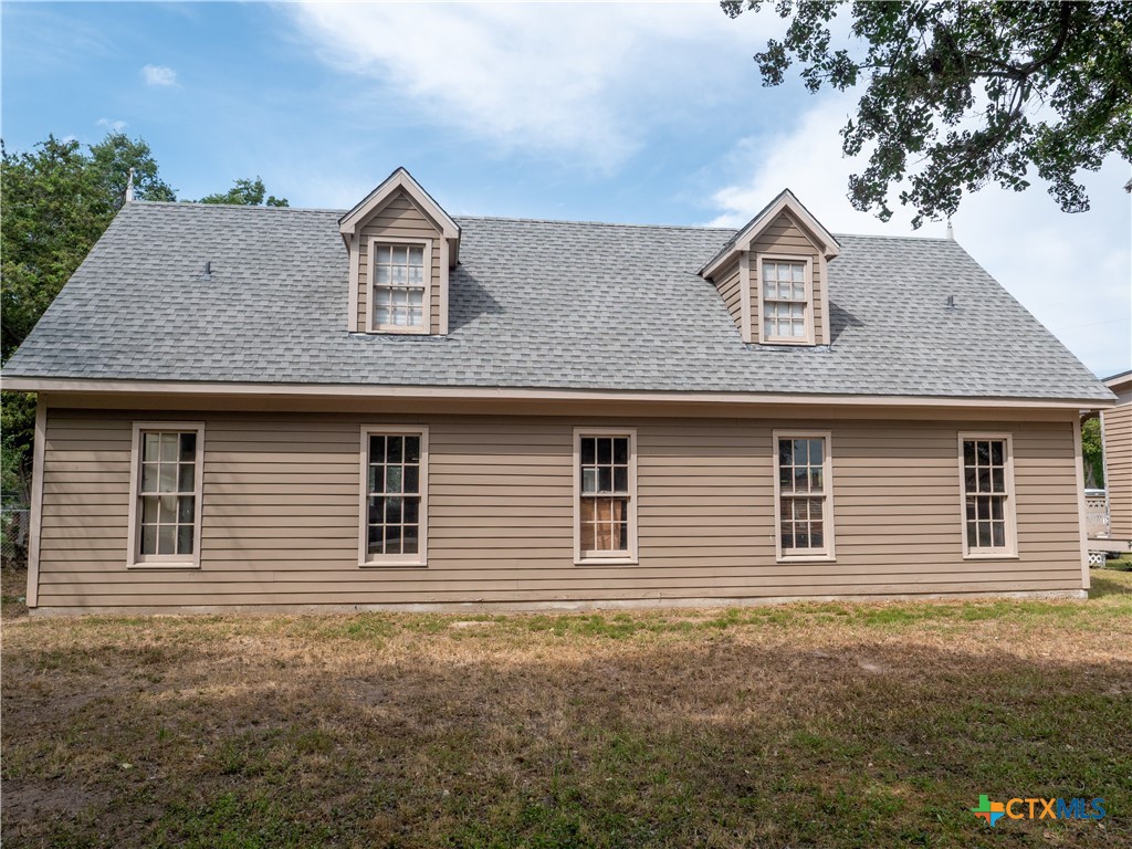 204 W Reuss Boulevard