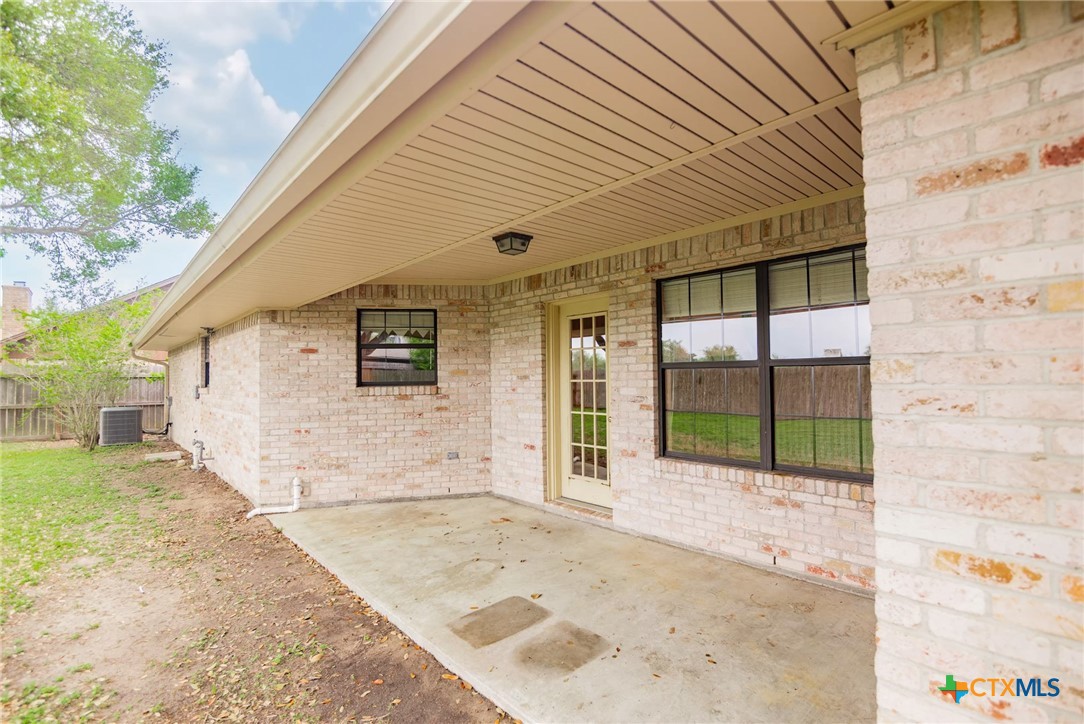 302 Windy Way Drive