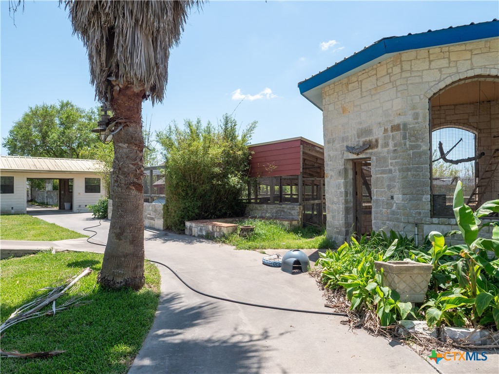 324 County Road 319