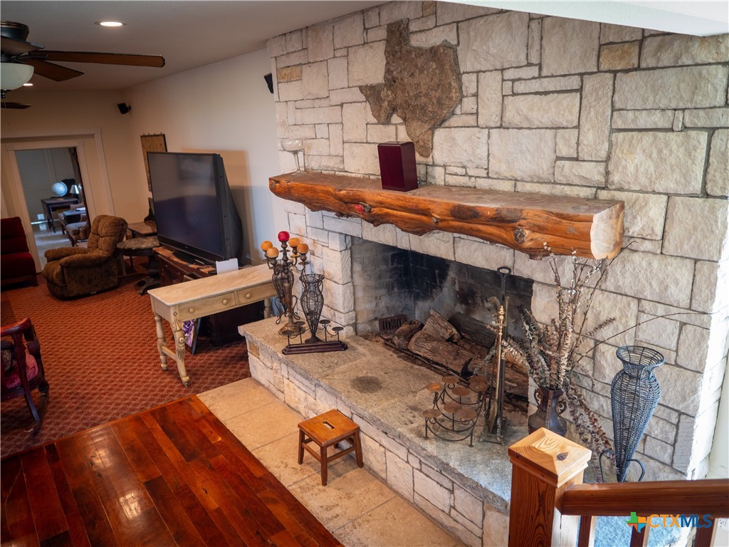 324 County Road 319