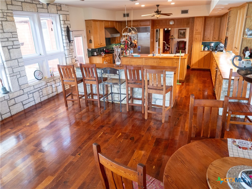 324 County Road 319