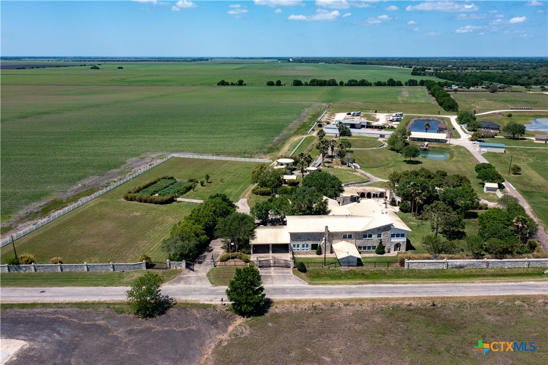 324 County Road 319