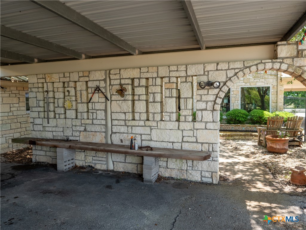 324 County Road 319