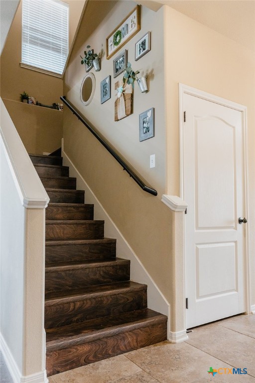 102 Cobble Stone Court