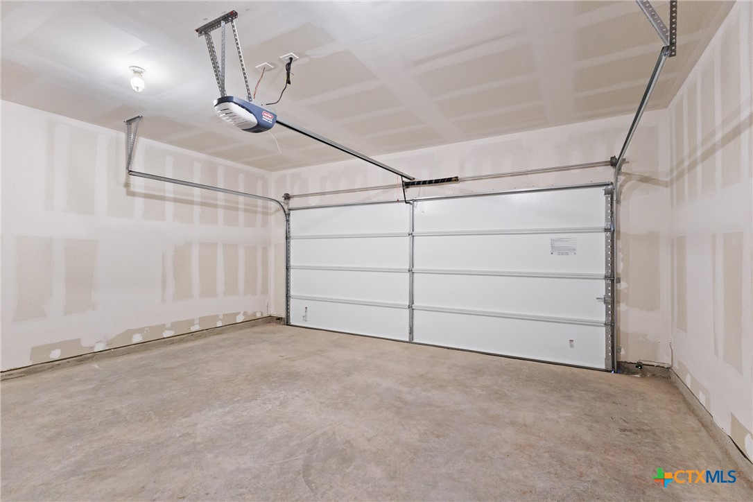 1408 Almeda Road