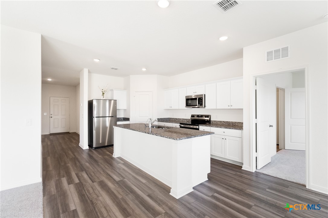 1408 Almeda Road
