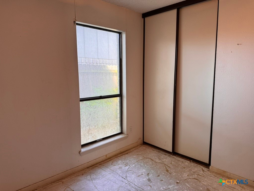 217 Londonderry Drive