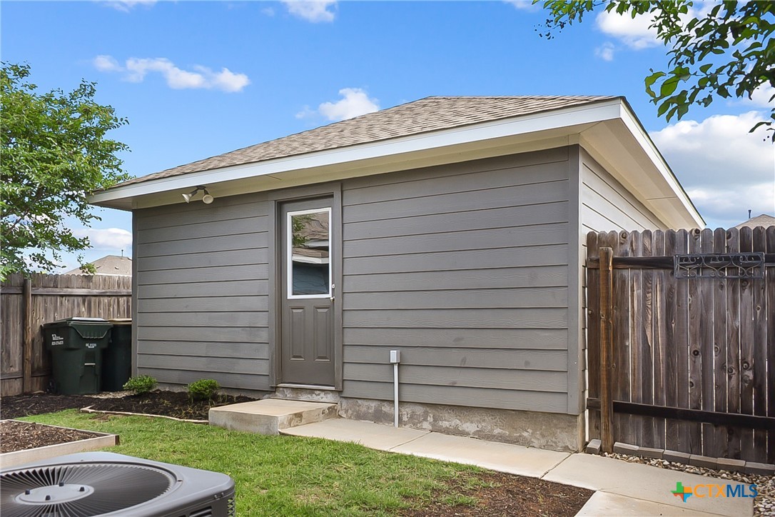 1038 Sand Post Place