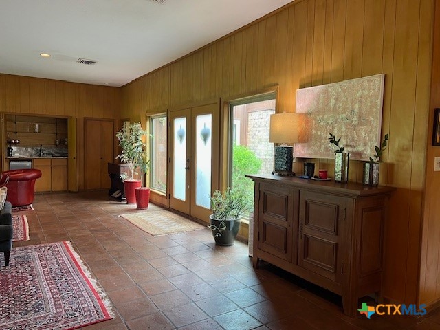 6014 Country Club Drive