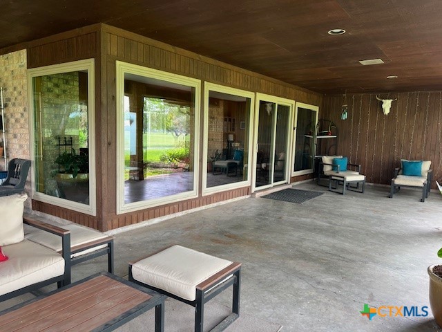 6014 Country Club Drive