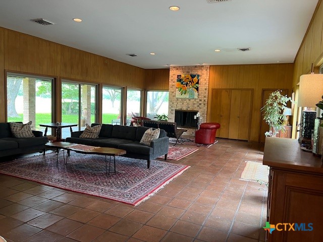6014 Country Club Drive