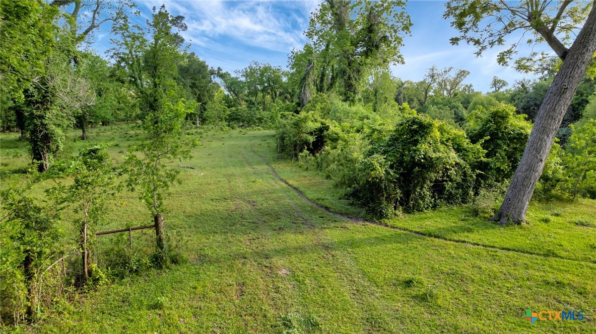 000 San Antonio River Road