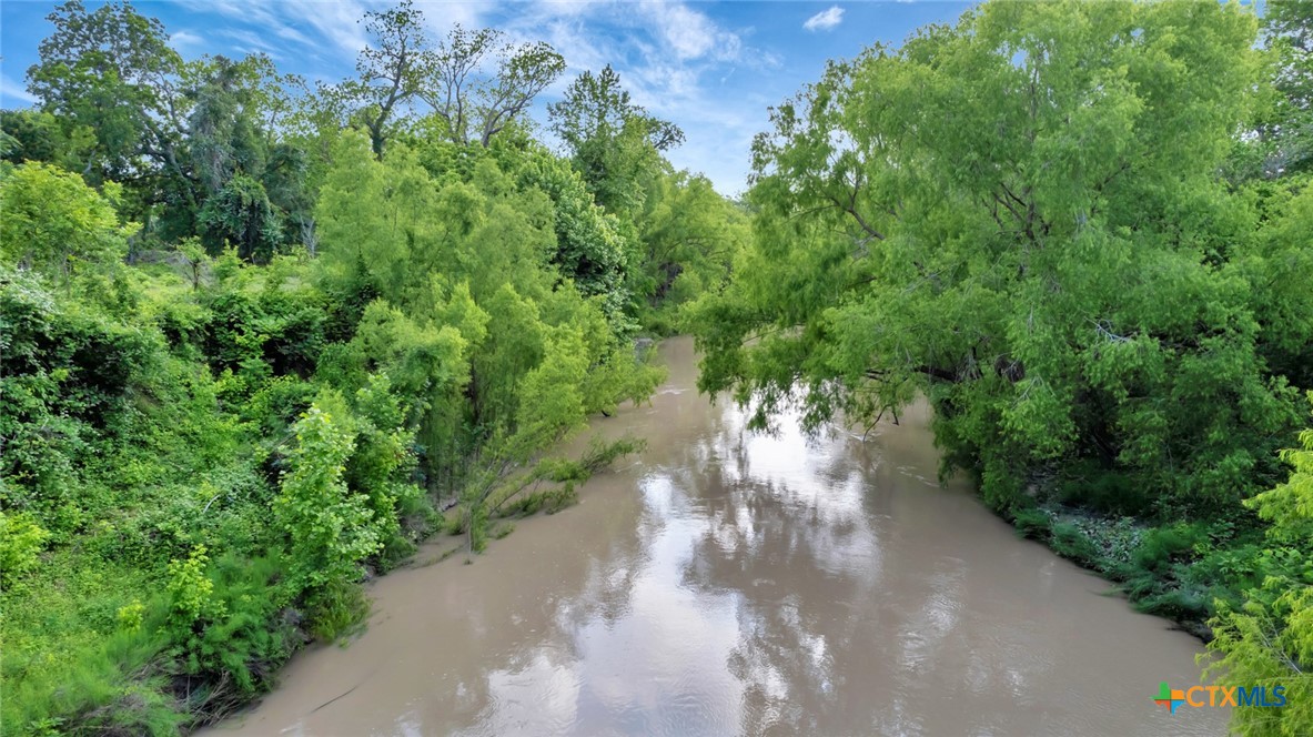 000 San Antonio River Road