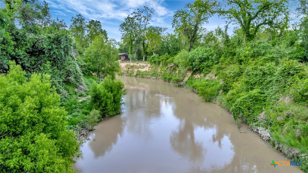 000 San Antonio River Road