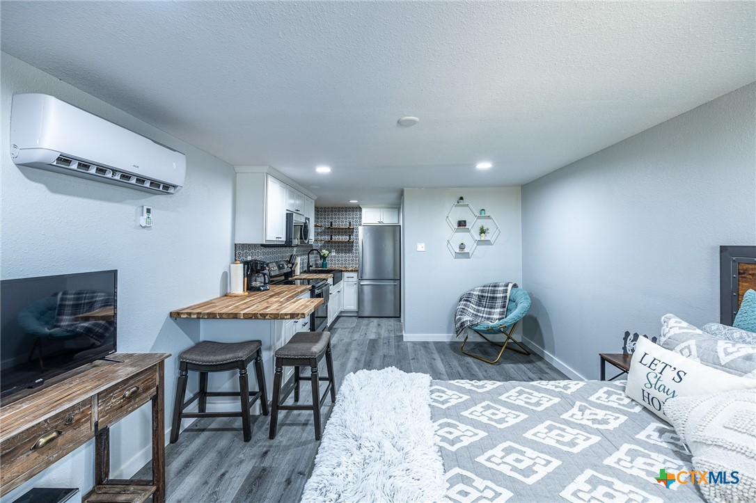 143 S Quailrun Avenue