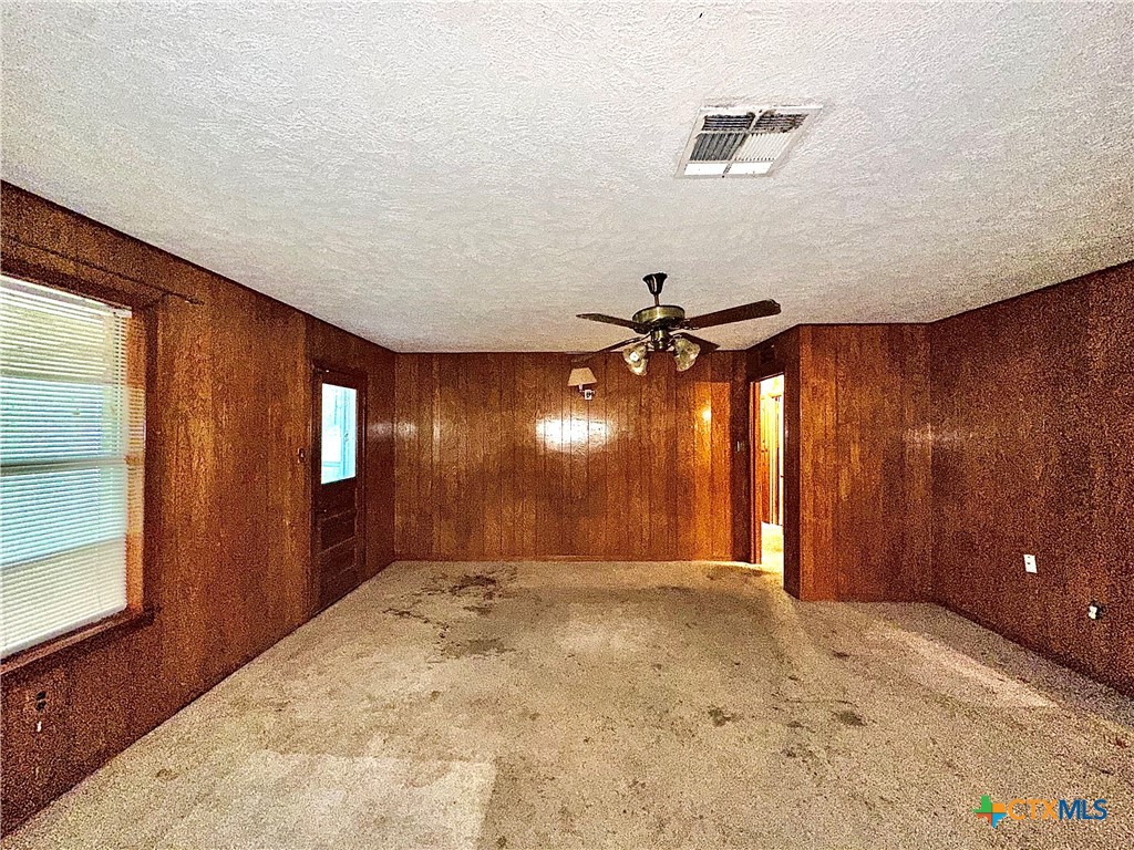 408 E King
