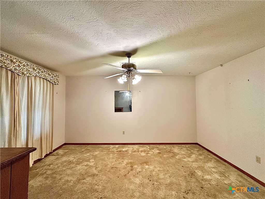 408 E King