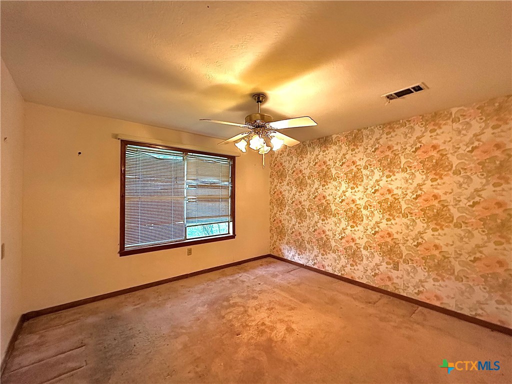 408 E King
