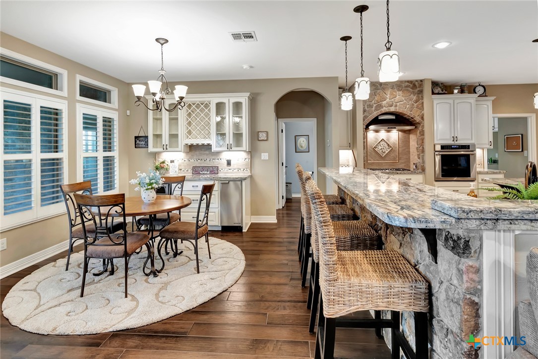 201 Pebble Brook