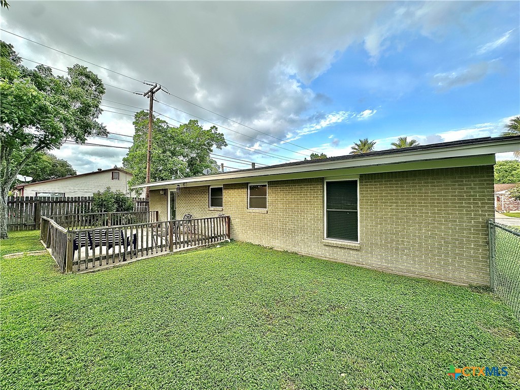 3303 Avon Drive