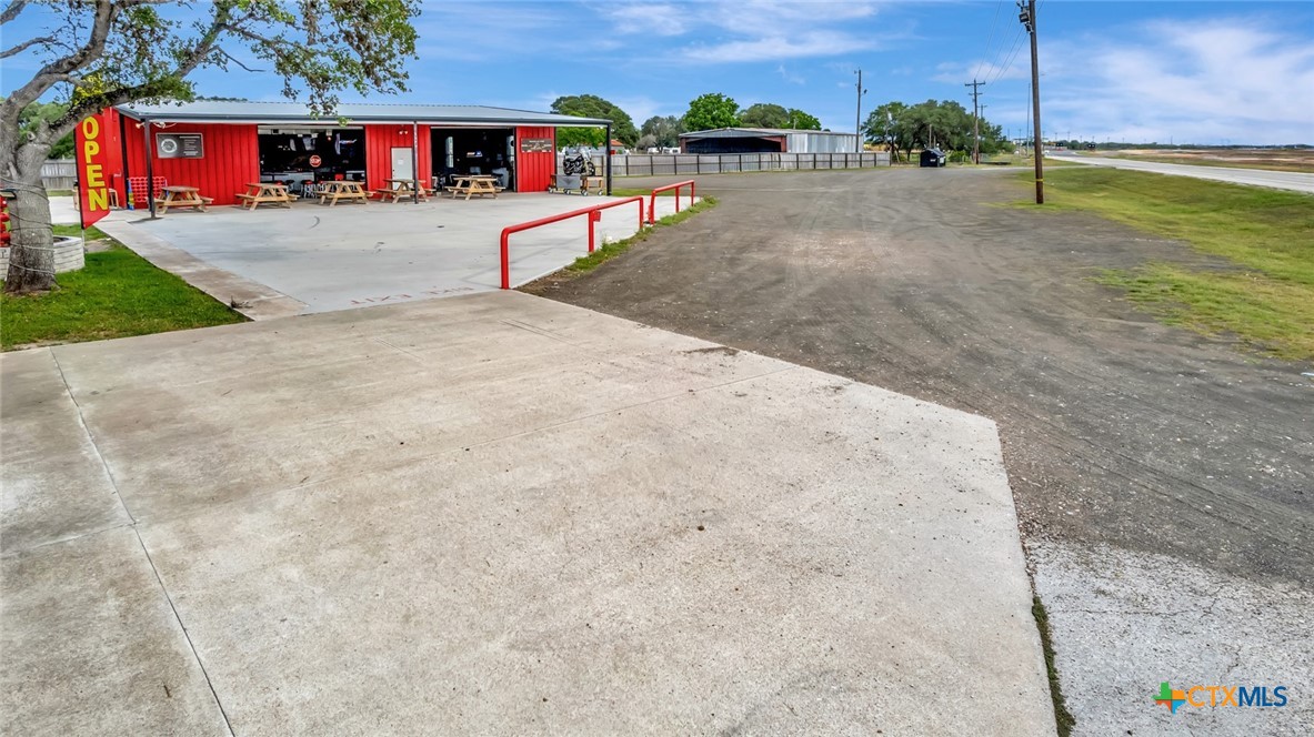 23404 Zac Lentz Parkway