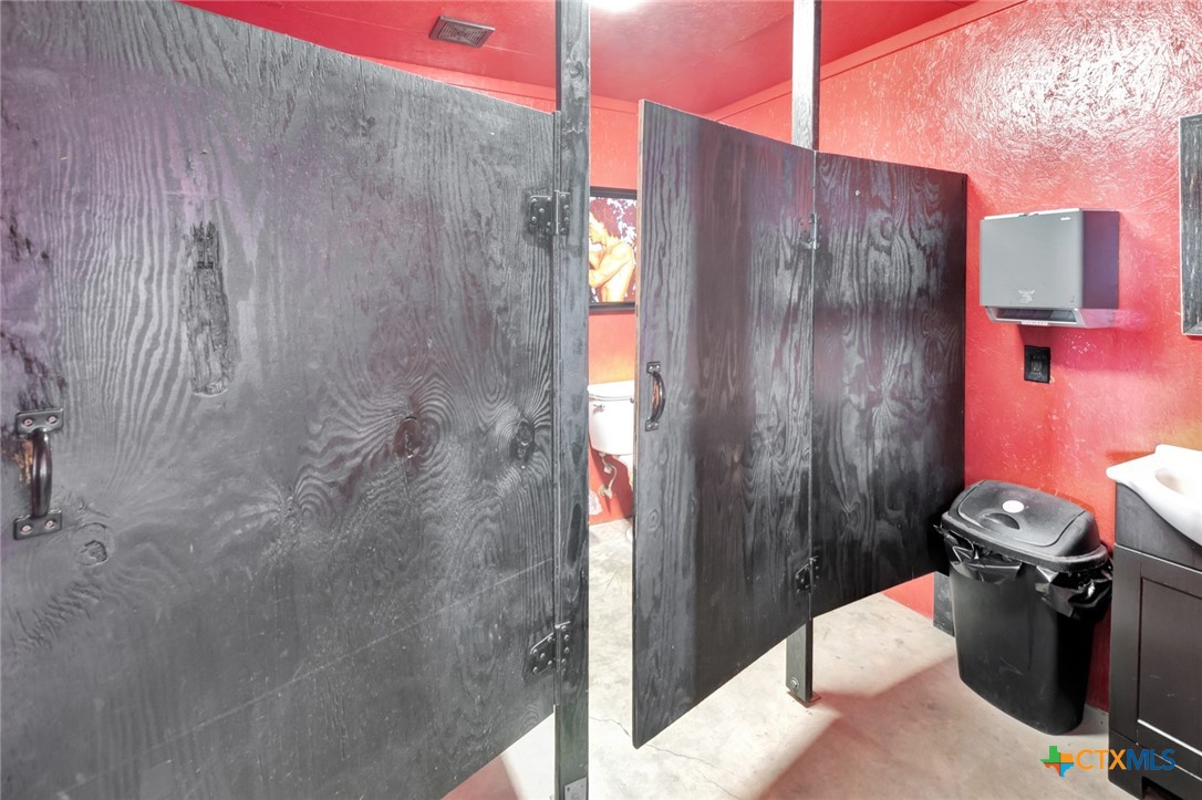 23404 Zac Lentz Parkway