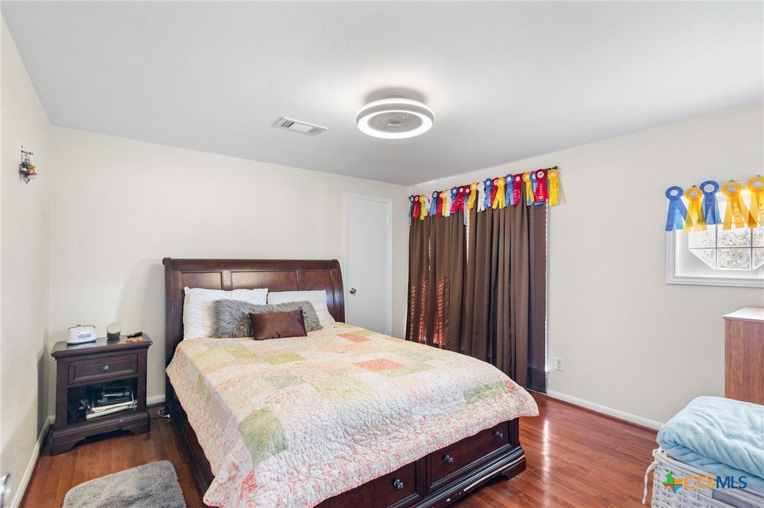 6072 County Road 122