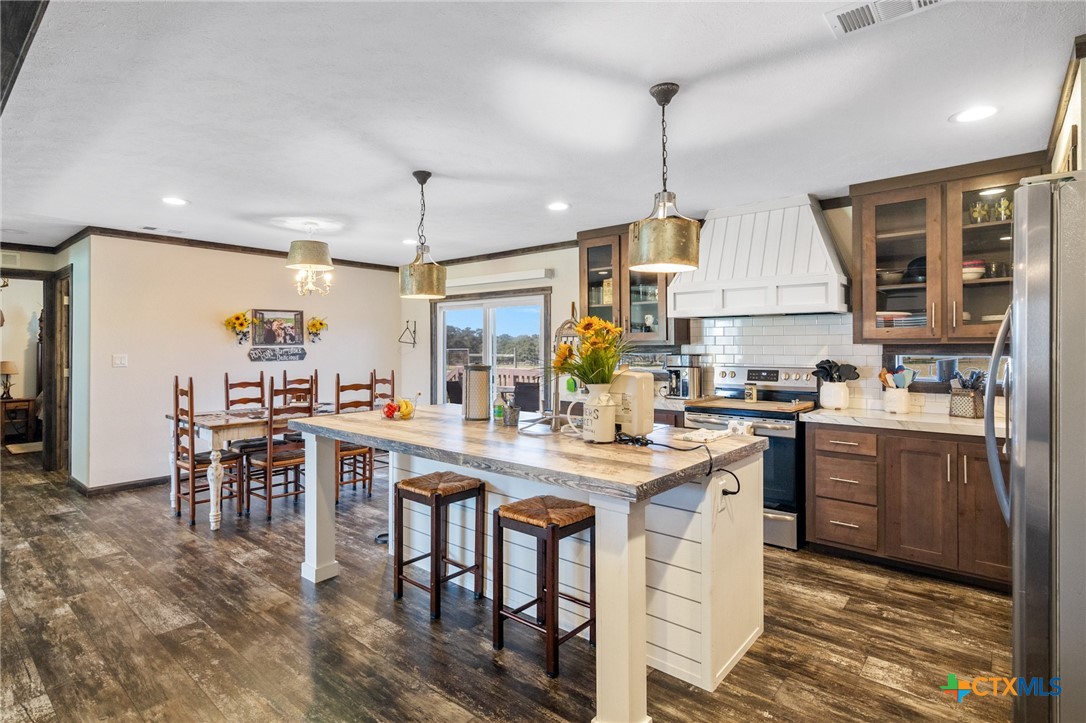 6072 County Road 122