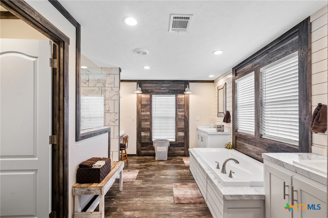 6072 County Road 122