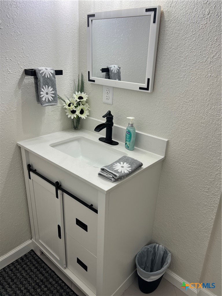 6072 County Road 122