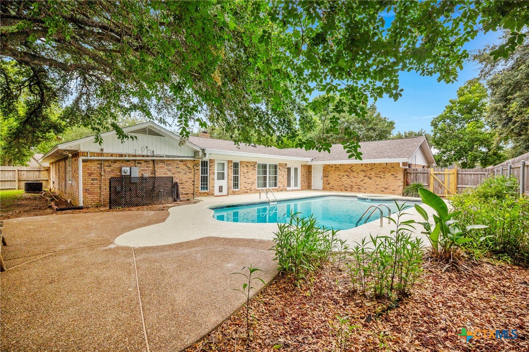 308 Woodway Drive